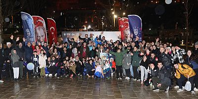 Tarihi Çarşı'nın gece atmosferinde oryantiring heyecanı