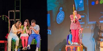 Tiyatro coşkusu Bursa’yı sardı