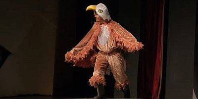 Tiyatronun coşkusu Bursa’yı sardı