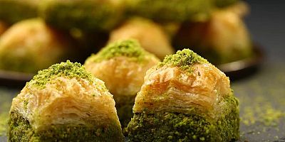 TMSF ünlü baklavacıyı satışa çıkardı