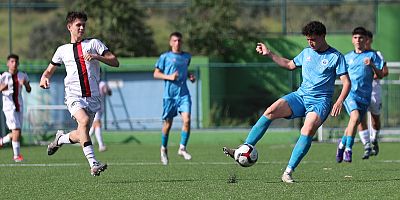 U17’de Şampiyon Gemlik Belediyespor