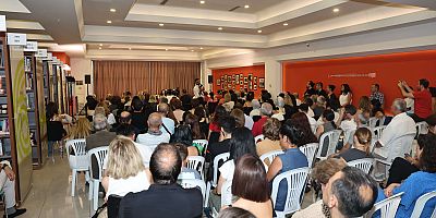 Usta yazar Gündüz Vassaf okurlarıyla buluştu