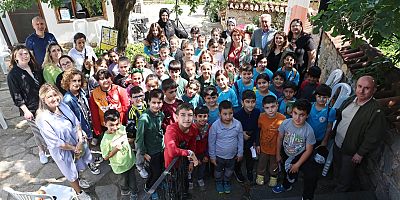 Yazar Karamuti Misi Yazıevi’nde öğrencilerle söyleşi yaptı