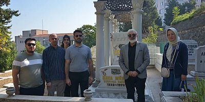 Zeki Müren, vefatının 29’uncu yıl dönümünde kabri başında sevenleri tarafından anıldı.